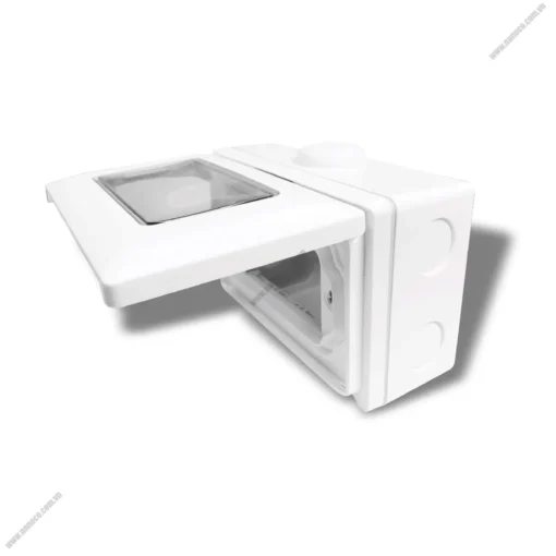 Hộp che mưa lắp nổi IP55 cho 3 thiết bị màu trắng Panasonic WEG8973SW-VN