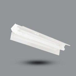 Đèn LED tube có vòm phản quang 0.6m bóng 1x10W sáng vàng Paragon PIFE118L10/30