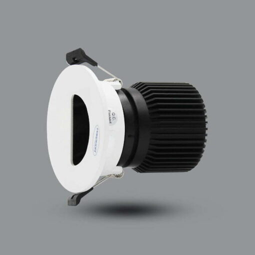 Đèn LED Downlight âm trần khách sạn 7W sáng trắng Paragon PRHK90L7/65